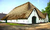 Haubarg auf Eiderstedt (Foto: Hans Peter Dehn/pixelio.de)