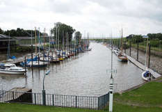 Yachthafen von Brunsbüttel (Foto: pixelio.de)