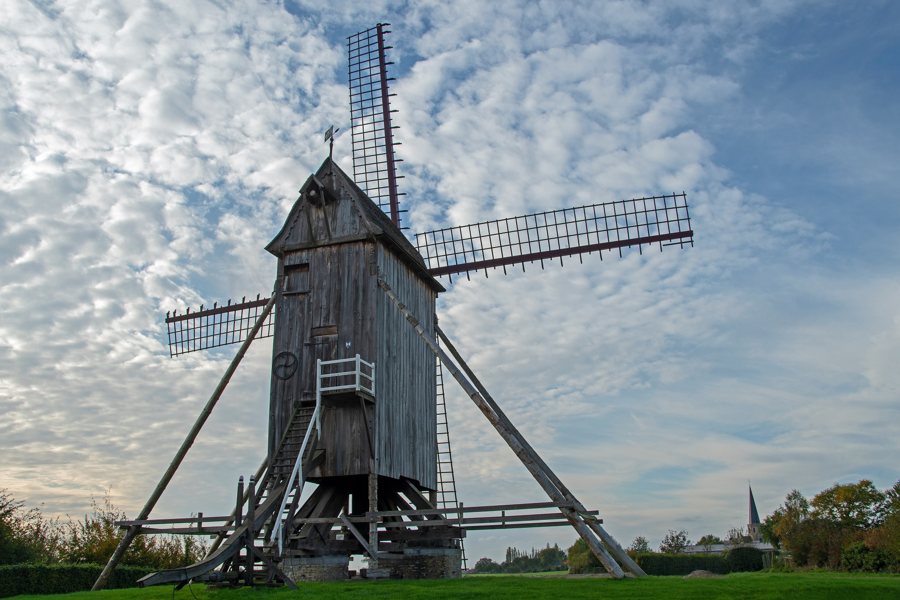 File:Stalijzermolen windmill in Leisele, Alveringem, West-Flanders, Belgium. 04.jpg