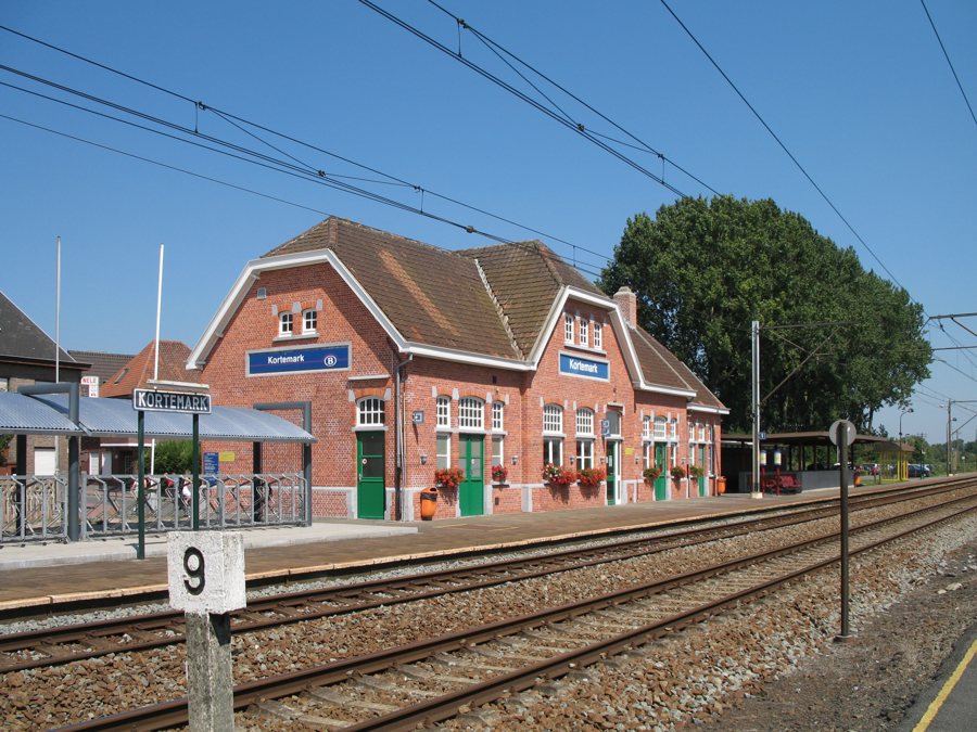 File:Kortemark Station R03.jpg