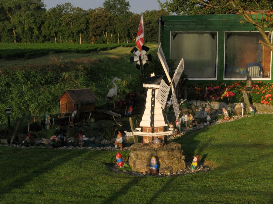 File:Oesterwurth dithmarschenmuehlchen.JPG