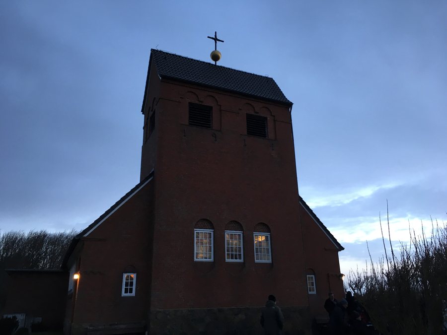 File:Friesenkapelle-Wenningstedt-Sylt.jpg