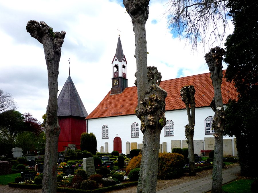 File:Hemme - Marien-Kirche.jpg