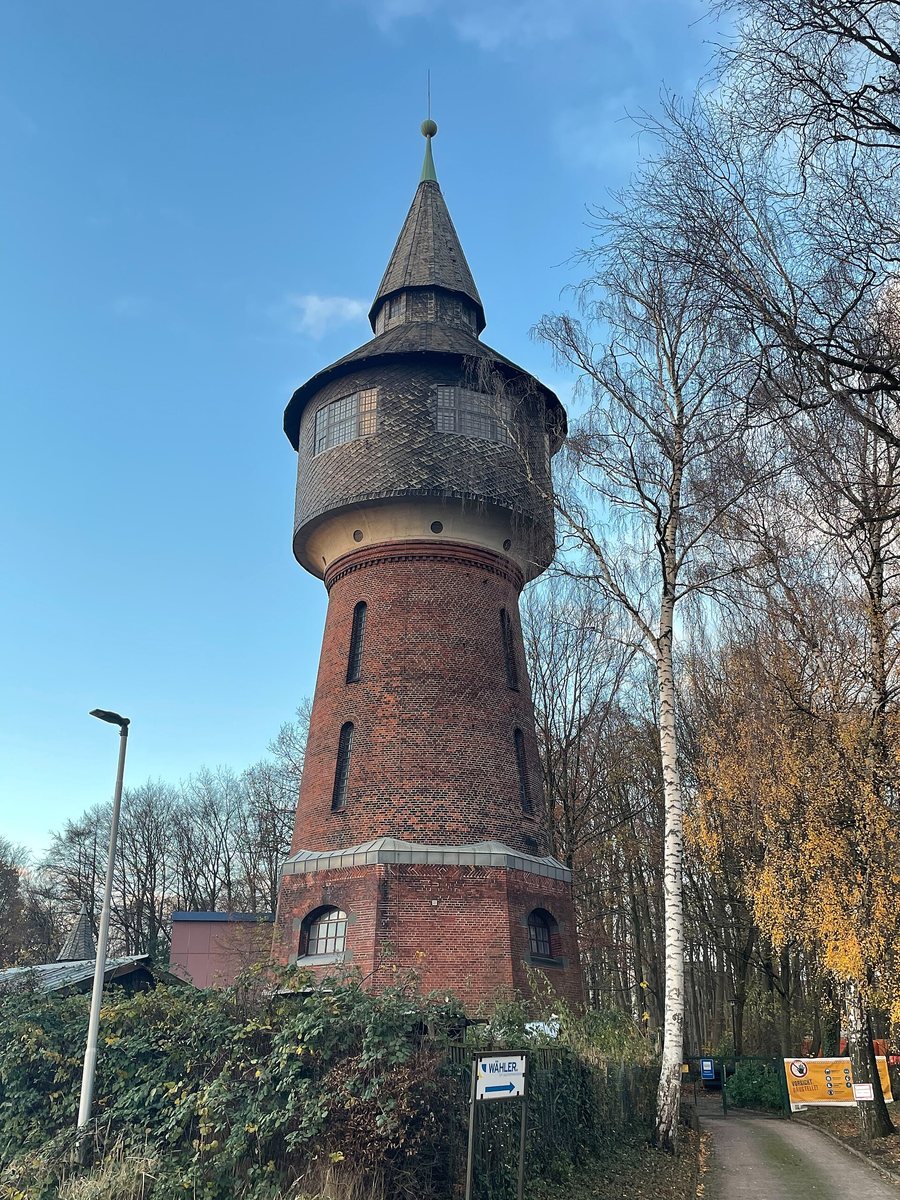 File:Wasserturm Pinneberg, Deutschland Nov 25, 2023 03-43-41 PM.jpeg