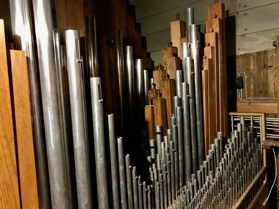 File:Süderhastedt St. Laurentius Orgel (03).jpg