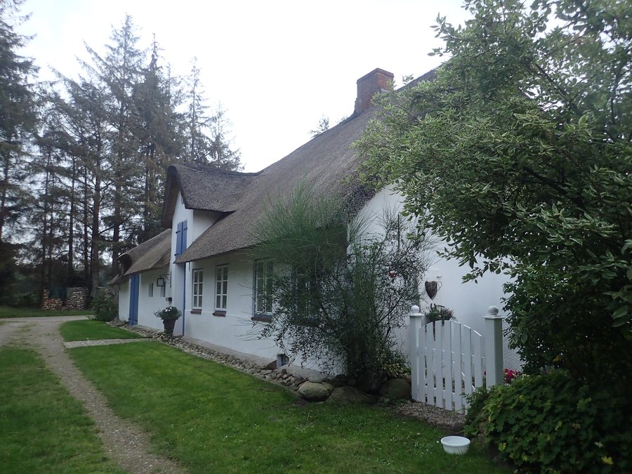 File:Gebäude Leck Flensburger Straße 121 Denkmalliste Nordfriesland Nr. 3301 Geesthardenhaus 02.jpg