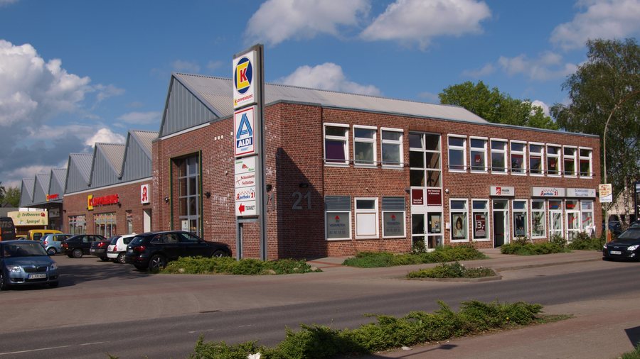File:Schenefeld PI Friedrich-Ebert-Allee 21.jpg