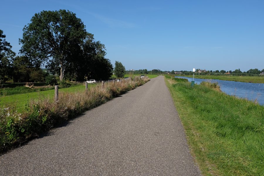 File:Bankrasweg, Amstelveen, Netherlands.jpg