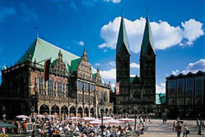 Marktplatz mit Rathaus und Bremer Dom