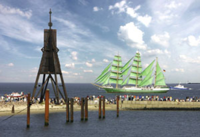 Segler 'Alexander von Humboldt' vor Cuxhaven