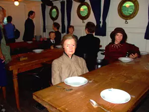 Deutsches Auswandererhaus - Speisesaal über dem Atlantik