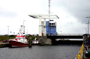 Schleuse des Ringköbing Fjords in die Nordsee